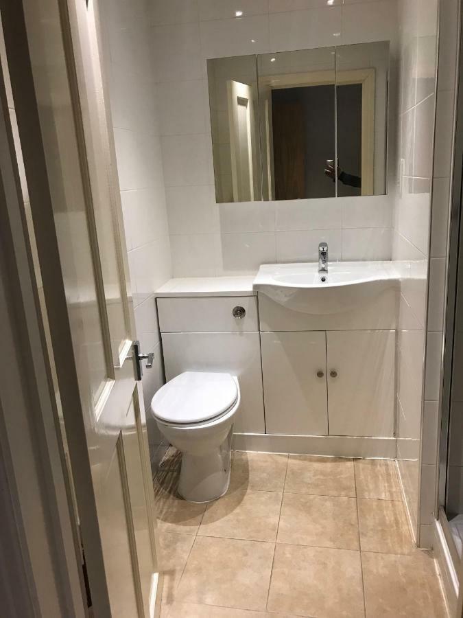 2a Charlwood Place Londres